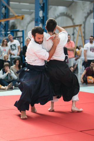 Une technique pratiquée pendant les cours d'aikido à Brest