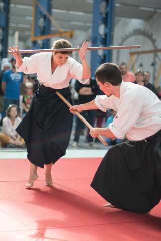 Attaque au jo (baton) pendant une cours d'aikido à Brest